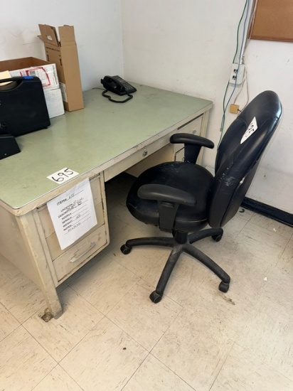 Metal desk w/chair