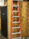8’ Fiberglass ladder
