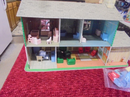 Marx Doll House with Furniture