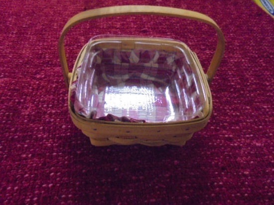 2001 Longaberger Basket