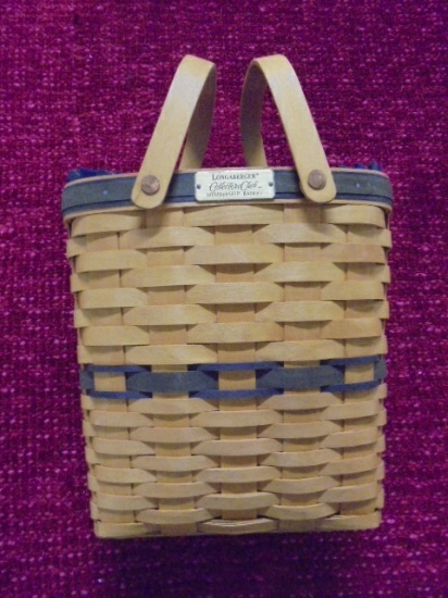 1997 Collectors Club Longaberger Basket