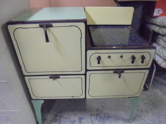 Vintage Gas Stove