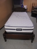 Twin Size Bed w/ Like New Simmons Beautyrest Mattress Set
