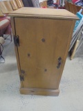 Cabinet w/ 4 Drawers