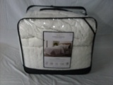 8 Pc Queen size Bed in a bag