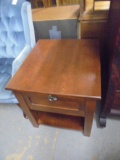 Solid Wood End Table w/Drawer