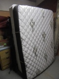 Full Size Bed Complete w/Like New Plush All White Denver Mattress Set and Frame