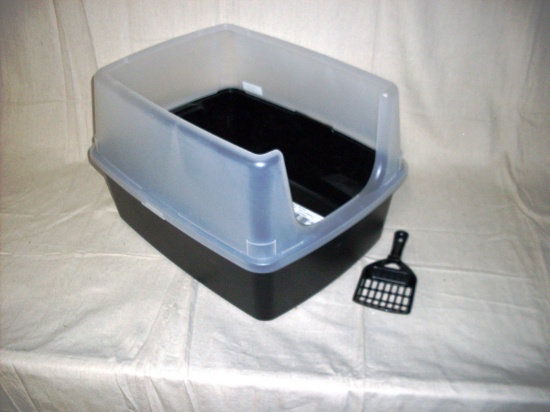 Cat Litter box with scoop