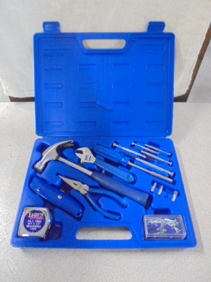 Ladies Mate Tool Set in Case