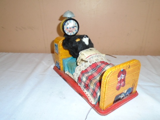 Vintage Tin Litho Battery Powered Sleeping Bear Toy