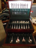 Place Setting for 10 Flatware in Wooden Case