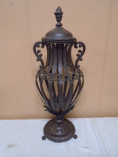 Metal Art Décor Piece