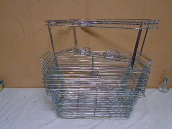 (17) Serving Baskets