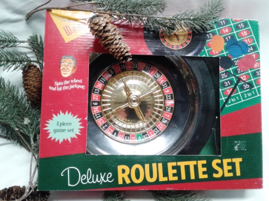 Four Piece Gaming Set with Deluxe Roulette Wheel