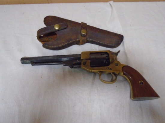 Italian 36cal Black Powder Revolver w/ Leather Holster