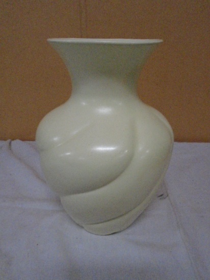 Redwing Pottery 1590 Swirl Vase