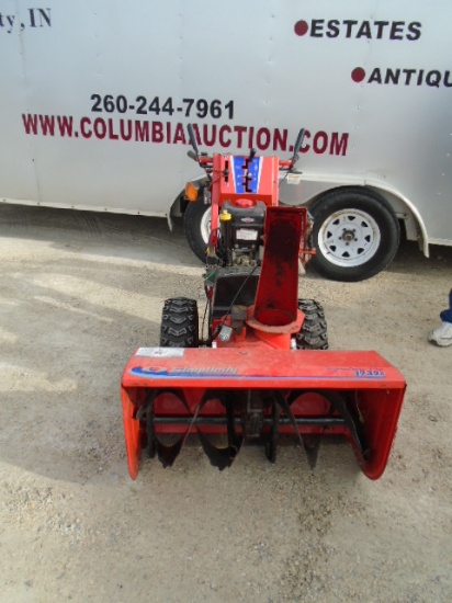 Simplicity 1732p Snowblower with 5 Forward and 2 Reverse Speeds