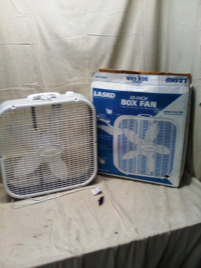 20" Lasko Box Fan