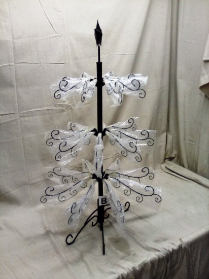 Swivel Display Tree