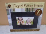 Digital Décor 7 In. Digital Picture Frame