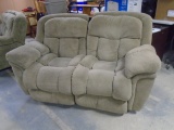 Beautiful Like New Dual Reclining Loveseat