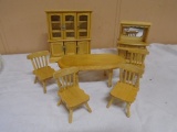 7pc Group of Wooden Dollhouse Furniture