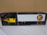 Estes Battery Powered Semi w/ Engine and Horn Sounds and Working Head and Running Lights