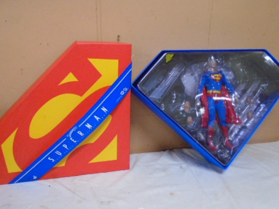 WB/DC Comics 1/16th Scale Superman Figure
