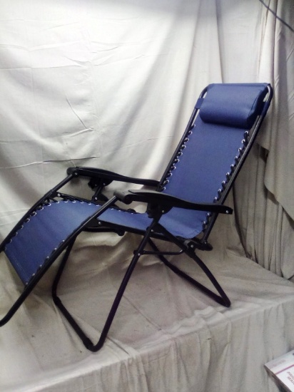 Blue Zero Gravity Chair New item no packaging