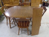 Dining Table w/4 Matching Chairs and 2 Center Leaves