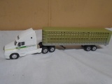 John Deere Die Cast Kenworth Cattle Hauler Semi