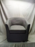 Windsor Swivel Club Chair