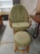 Round Rattan Swivel Chair w/ Ottoman