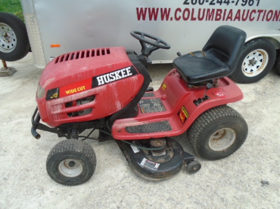 Huskee  22HP 46in Cut Riding Mower