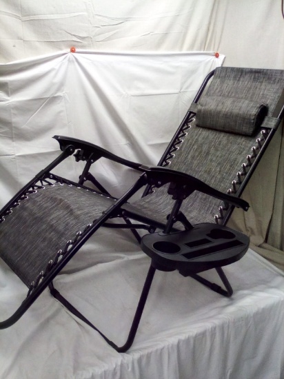 Adjustable Zero Gravity Patio Chair Recliners w/ Cup Holders