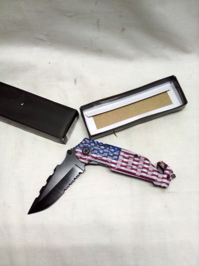 American Flag 3.5" Lockblade Knife with Thumb Assist and seat belt ripper