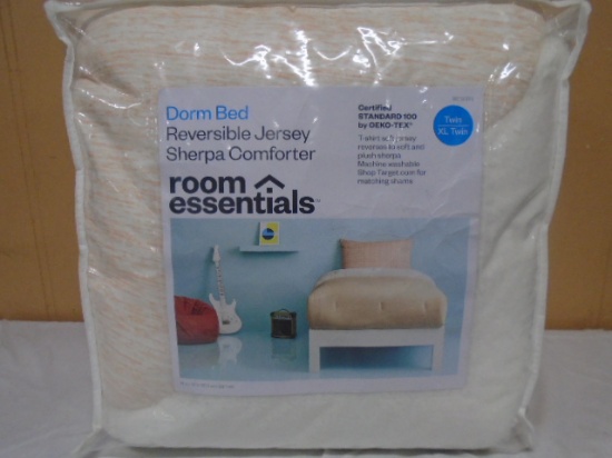 Reversible Jersey Sherpa Comforter