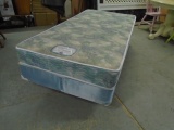 Twin Size Bed Complete w/Metal Bed Frame