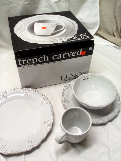 Lenox Scallop 4 piece place setting