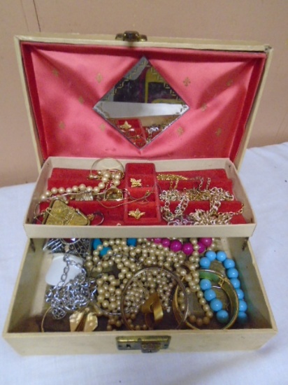 Vintage Jewelry Box w/Jewelry