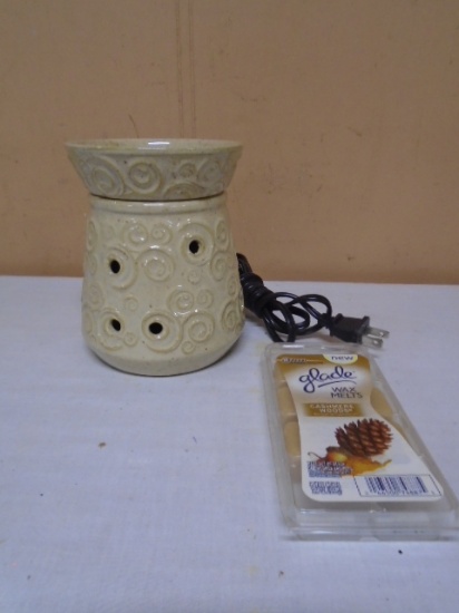 Scentsy Electric Wax Melter & Wax Melts