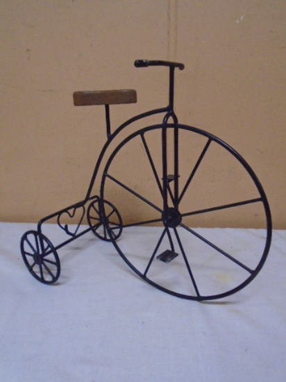 Iron & Wood Décor Tricycle
