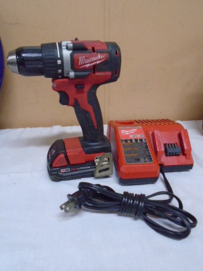 Milwaukee M18 Lithium Ion 1/2" Cordless Drill w/ Battery & Charger