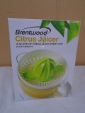 Brentwood 24 Oz. Citrus Juicer