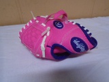 Girls Rawlings Right Hander Baseball Glove