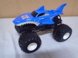 Die Cast Shark Wreak Monster Jam Truck