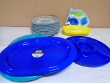Set of (8) Wicker Paper Plate Holders and Plastic Serving Ware