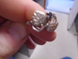 Ladies Sterling Silver Ring w/ Leaves & Stone