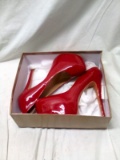 Size 12 Red 6