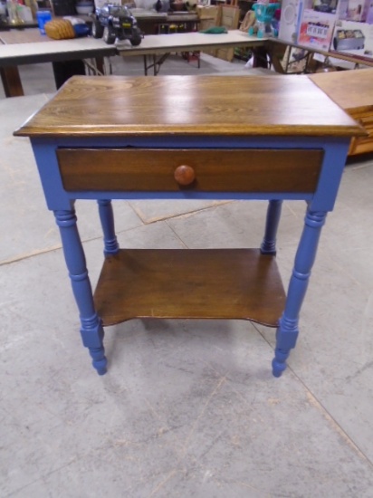 Beautiful Antique Painted Side Table w/Drawer